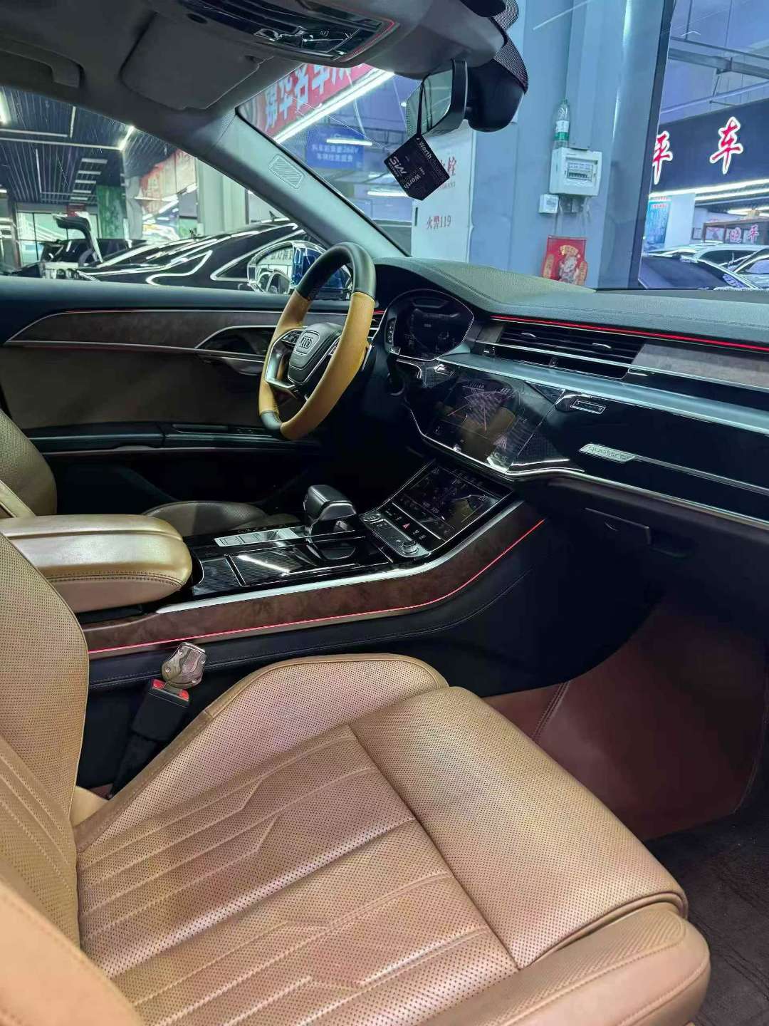 Audi A8L 55 Luxury 6