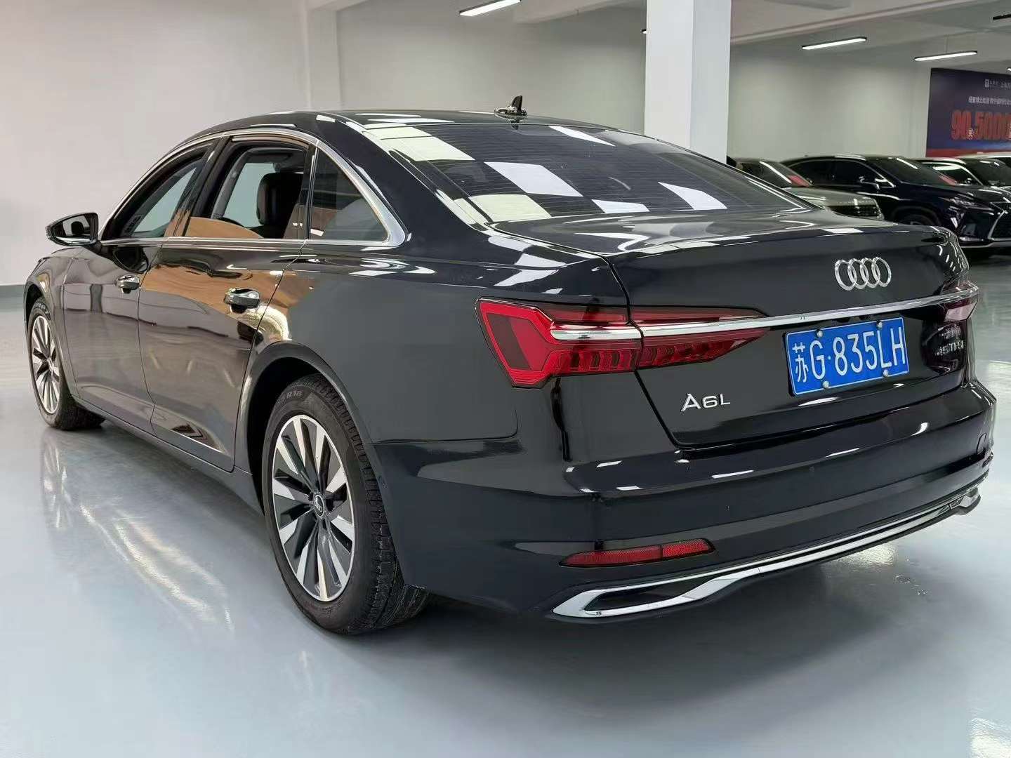 Audi A6L 4