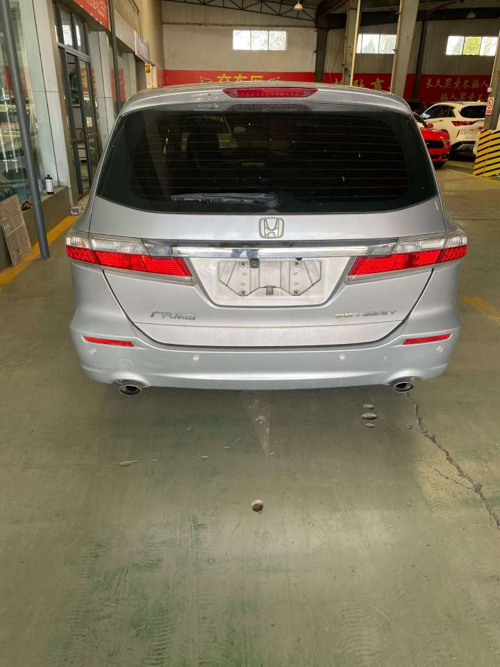 Honda Odyssey 2.4L High Trim 4