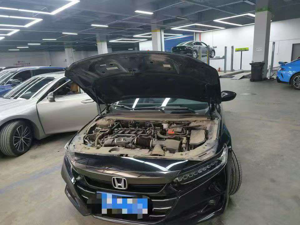 Honda Accord Phantom Night Premium Edition 8