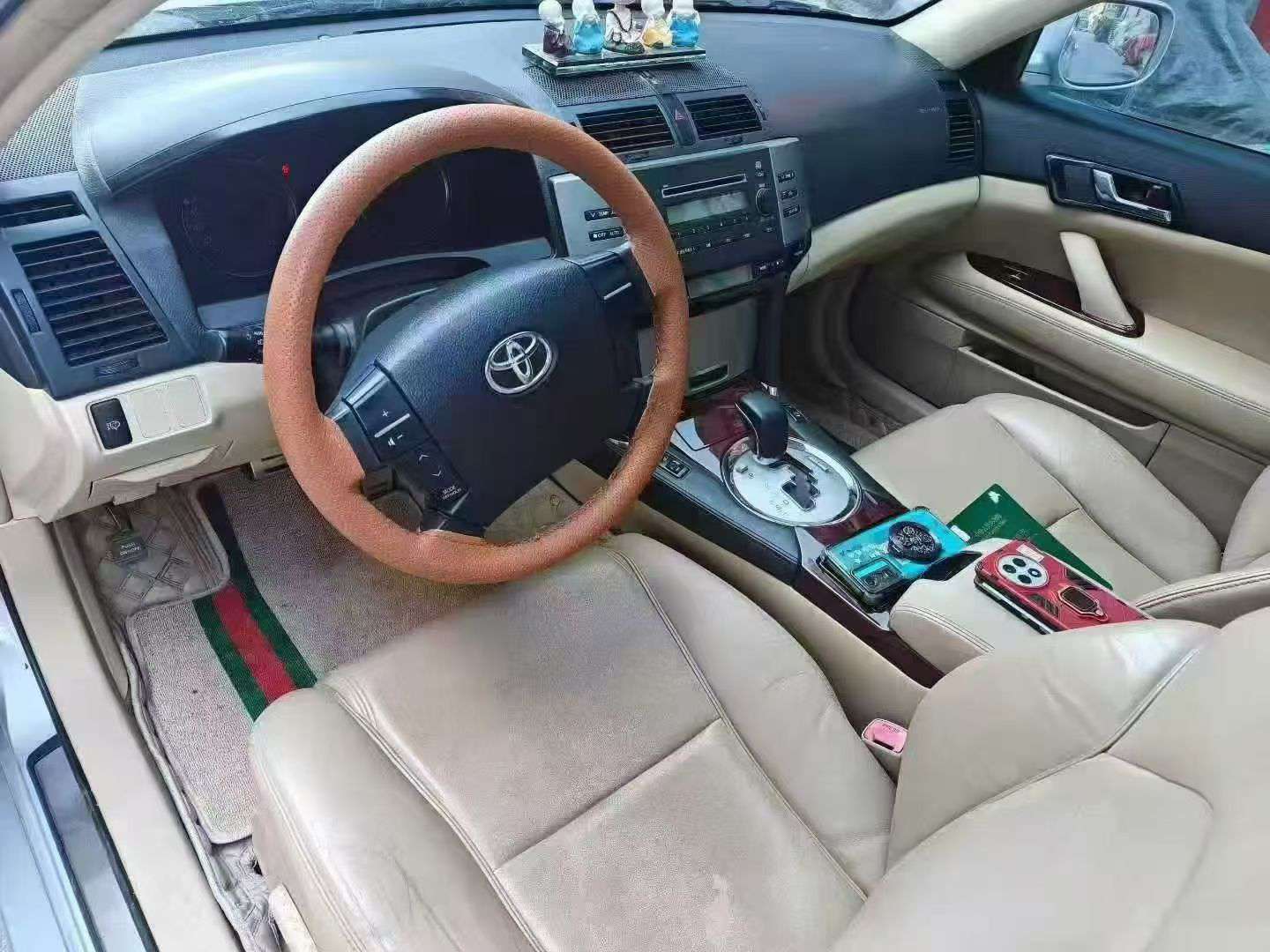 Toyota Reiz 2010 2.5 V6 Commemorative Edition 3