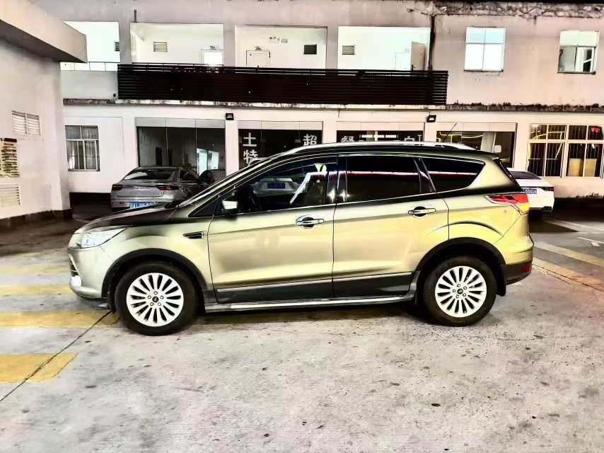 Ford Kuga 1.6T Automatic AWD High Trim 6