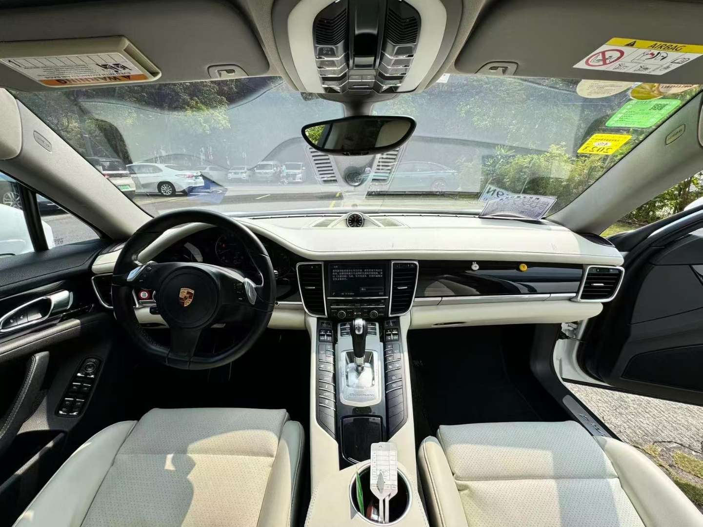 Porsche Panamera 5