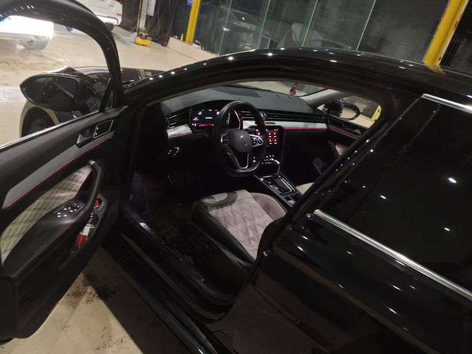 Volkswagen Magotan 330 Luxury Edition 4