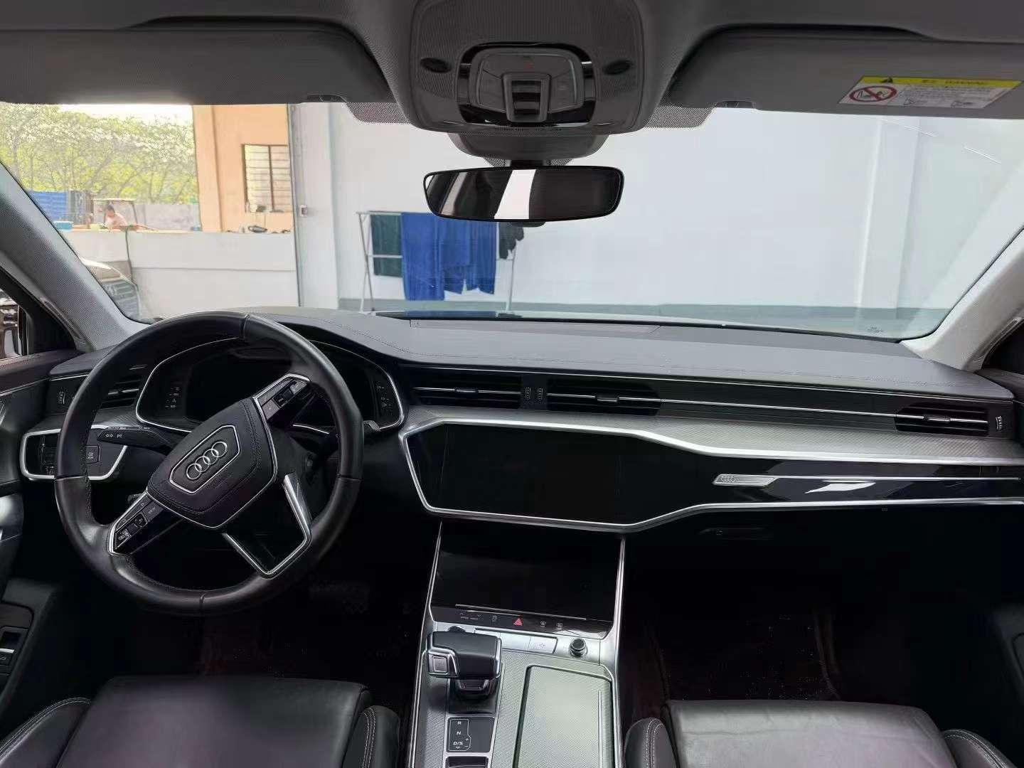 Audi A6L 8