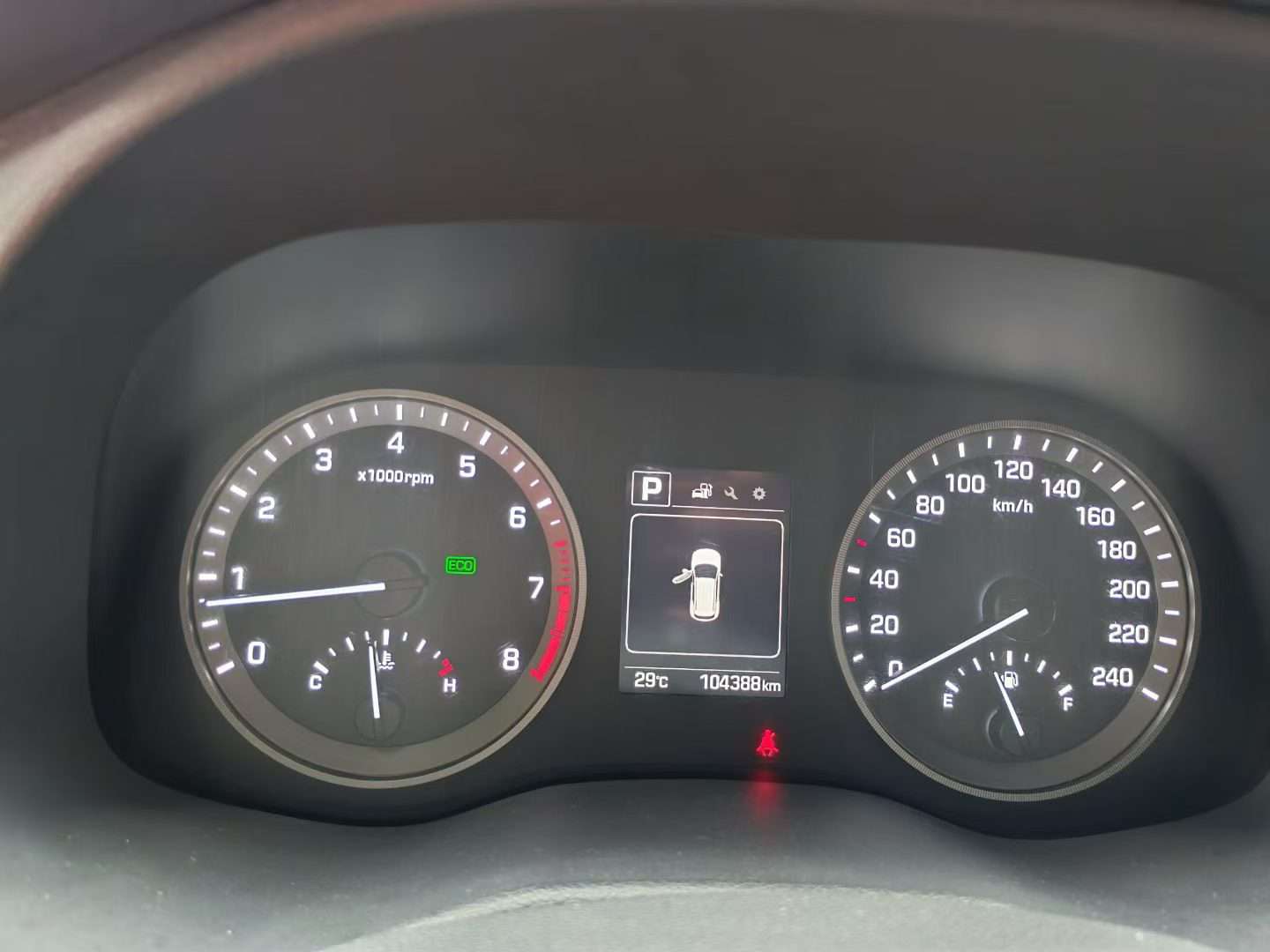 Hyundai Tucson 1.6L Automatic 3