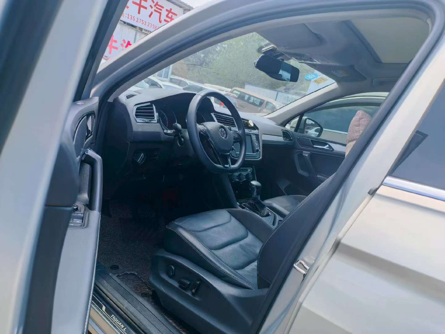 Volkswagen Tiguan L 2018 330TSI Automatic 2WD Luxury 3