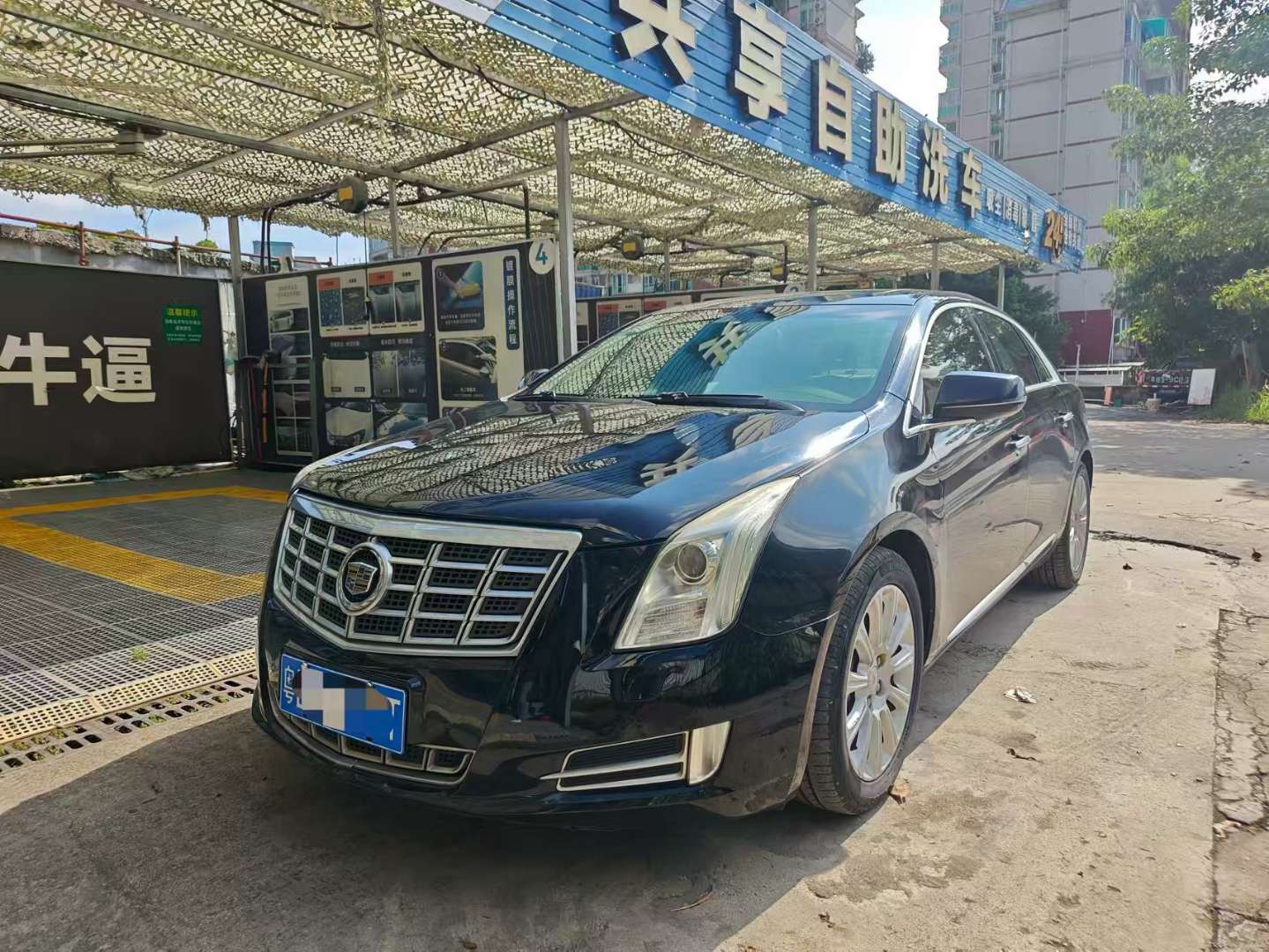 Cadillac XTS 28T Elite 2