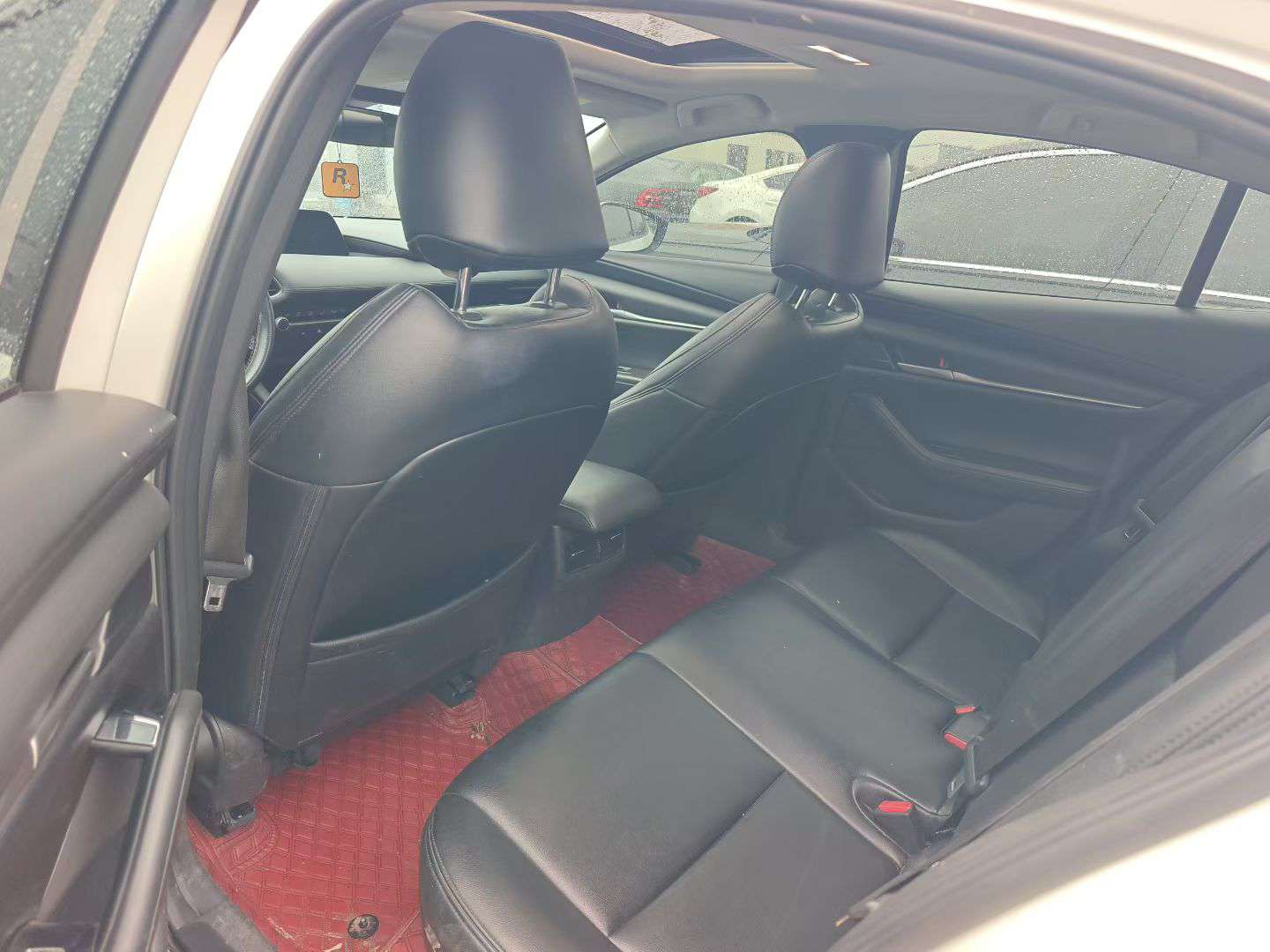 Mazda Axela 1.5L 6