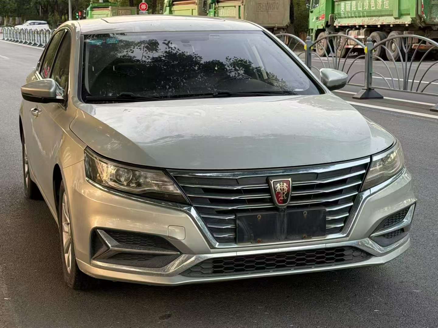 Roewe Ei6 2