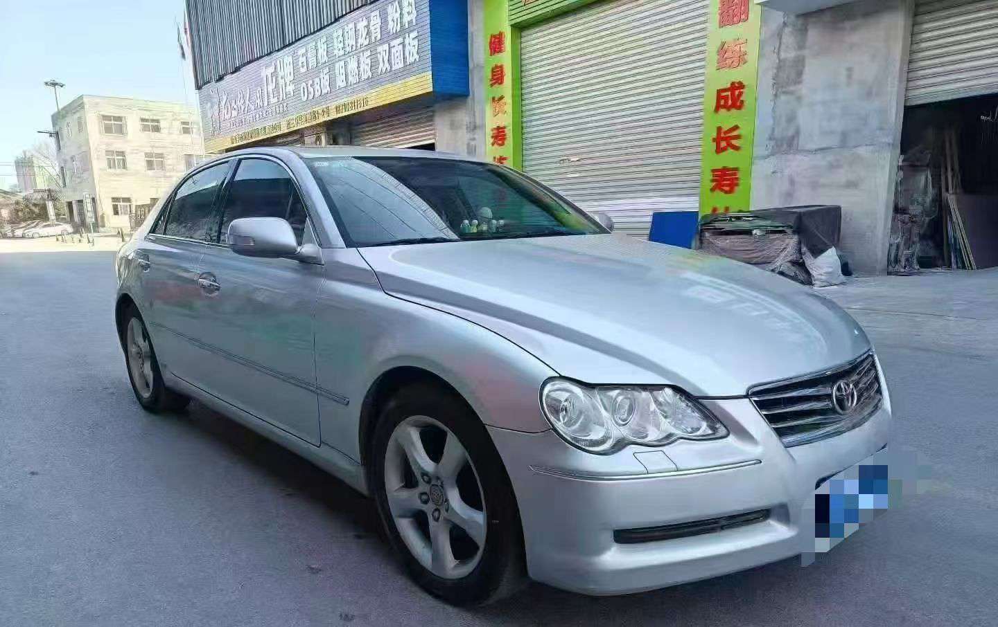 Toyota Reiz 2010 2.5 V6 Commemorative Edition 2