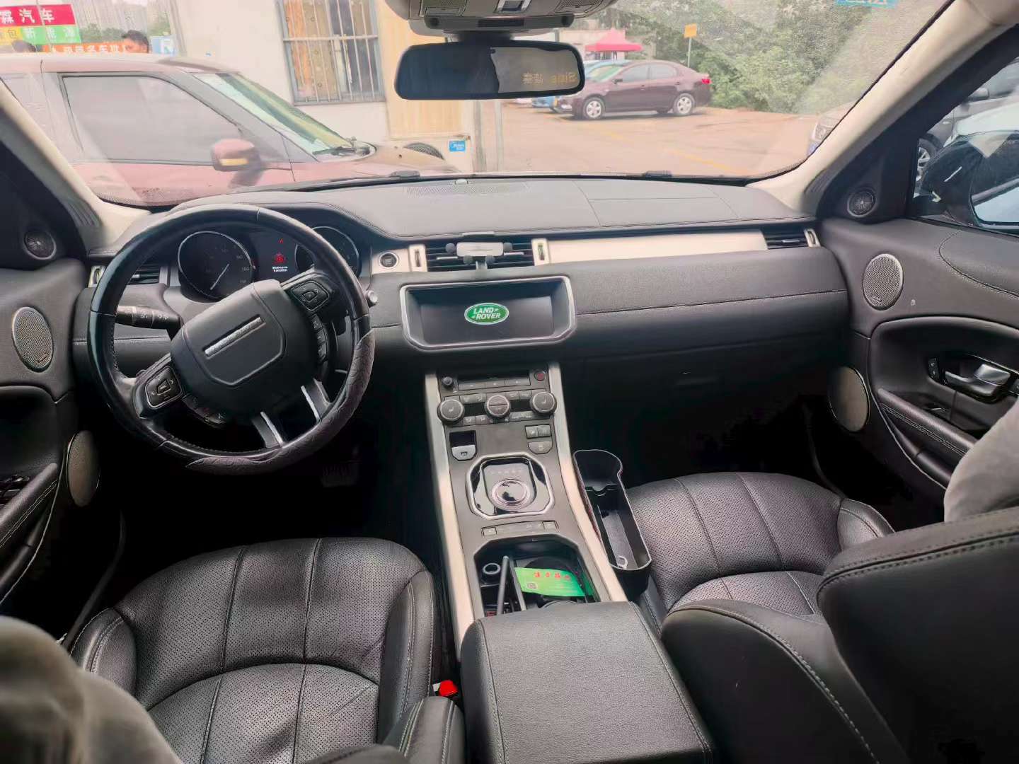 Land Rover Range Rover Evoque 2017 2.0T SE PLUS Executive Edition 8