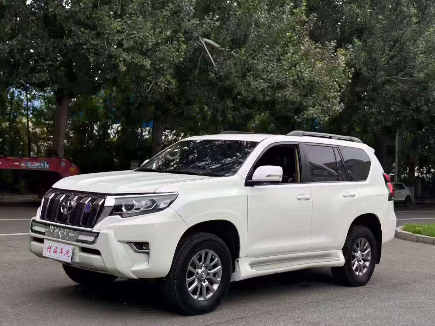 Toyota Prado 2011 2700 CN Spec 7-Seater 3