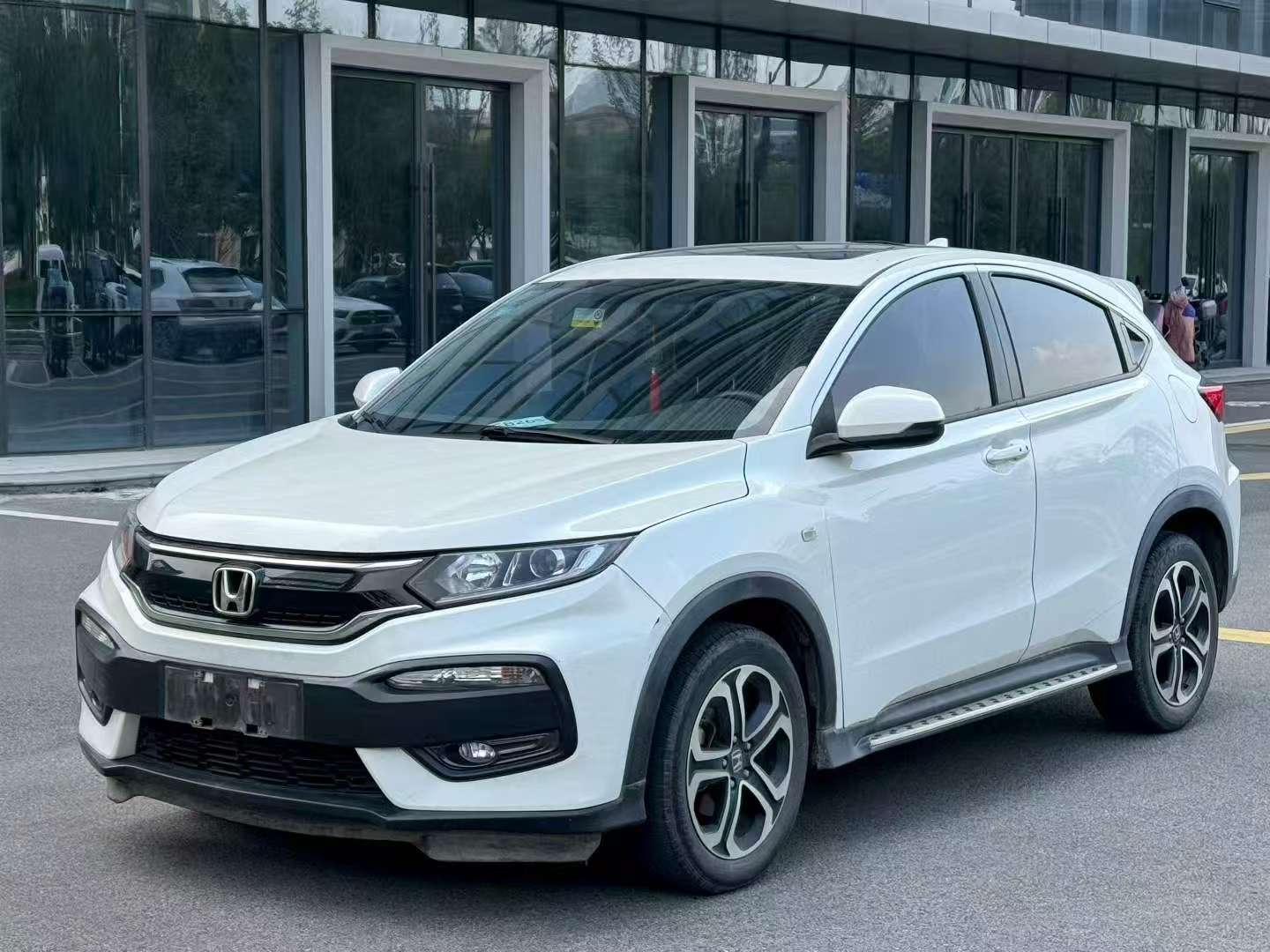 Honda XR-V 1.8L Automatic Large Window 3