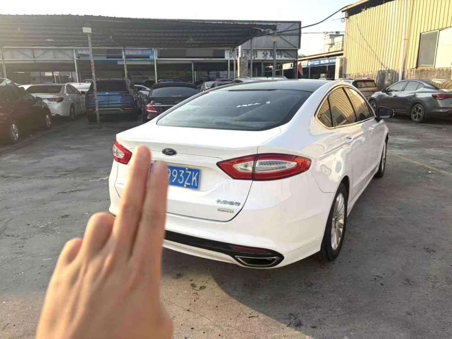 Ford Mondeo 2.0T GTDi200 Trend 5