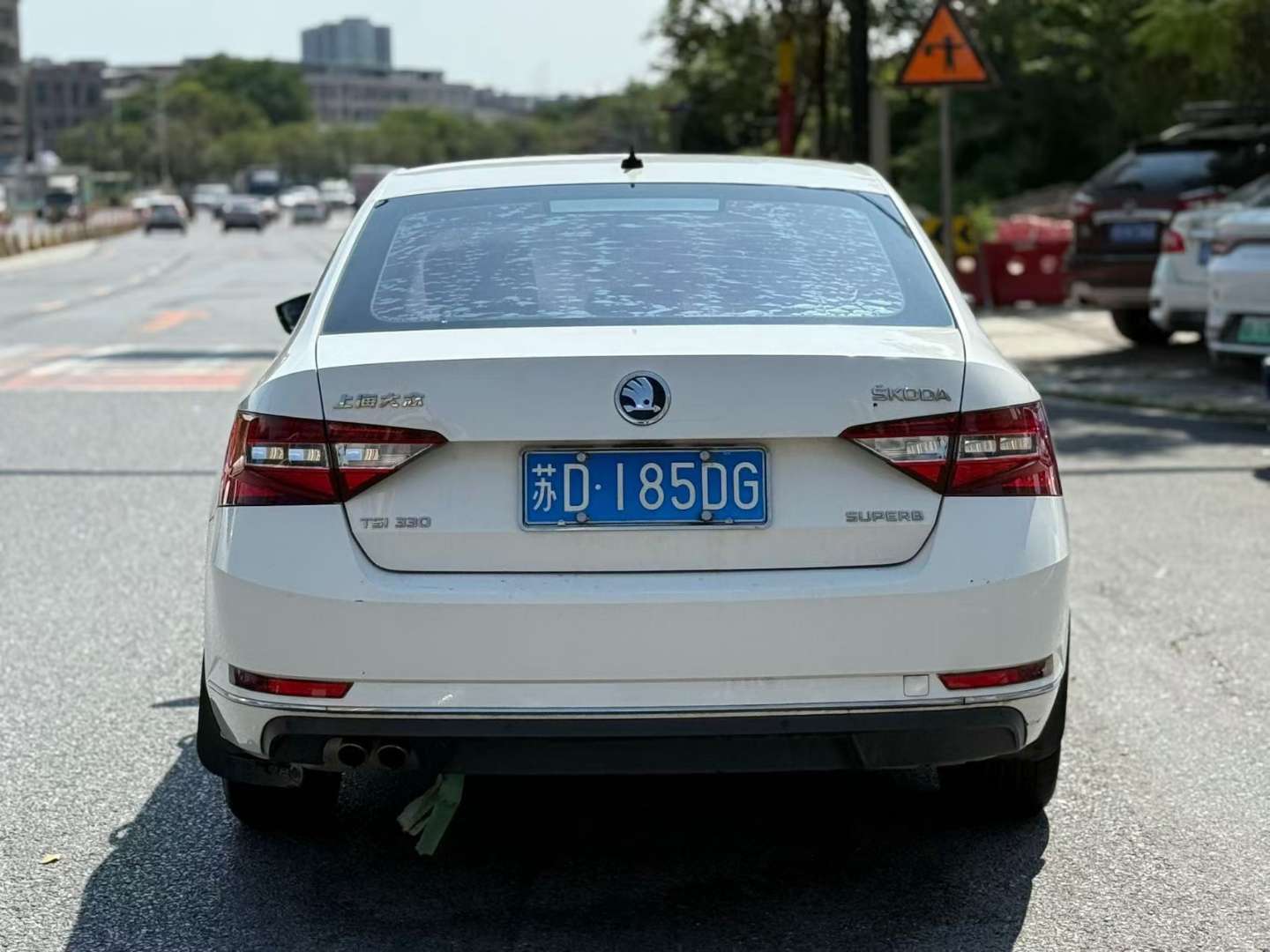 Skoda Superb 1.8T ZhiXing Edition 330 High Spec 3