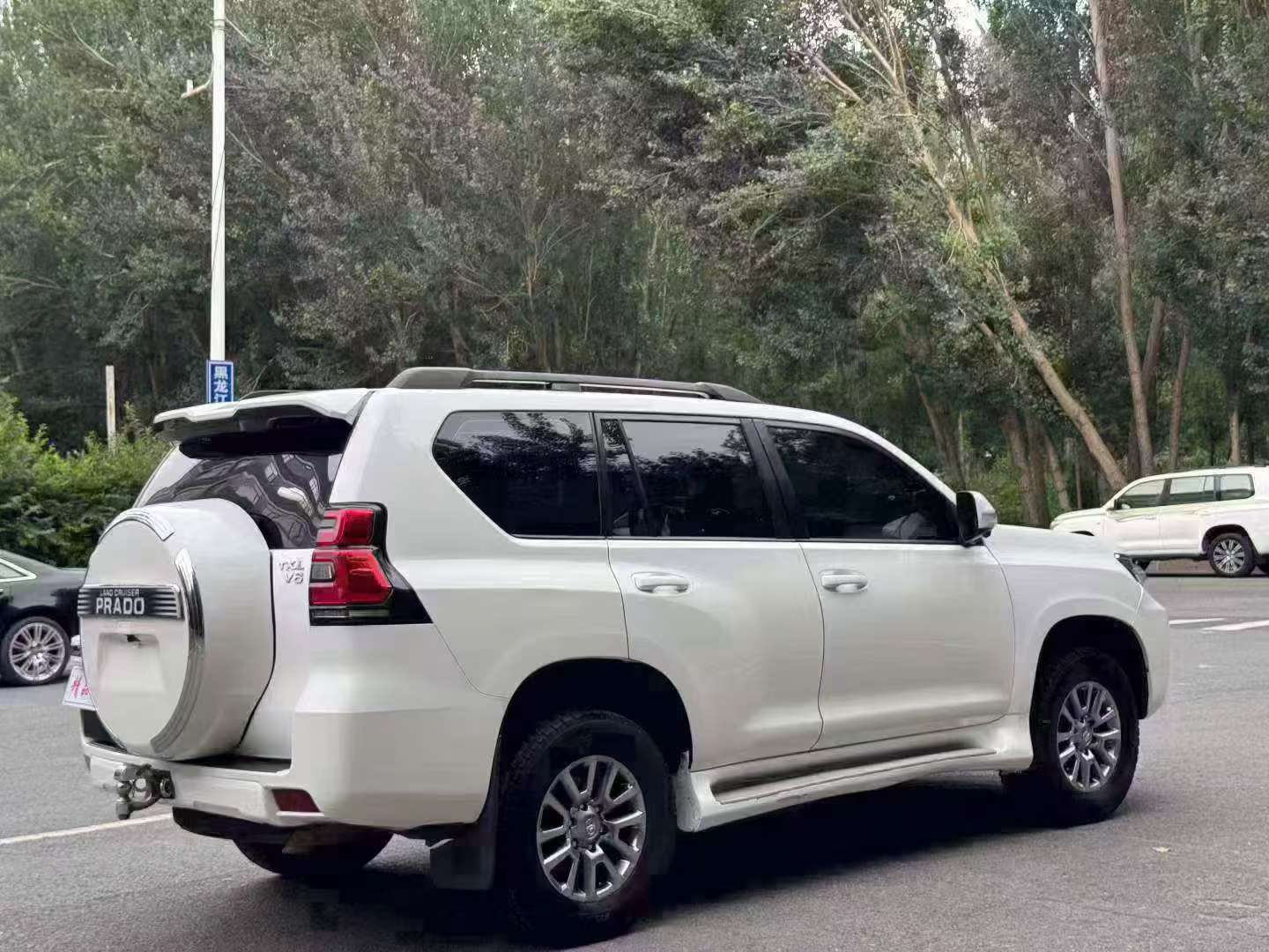 Toyota Prado 2011 2700 CN Spec 7-Seater 6