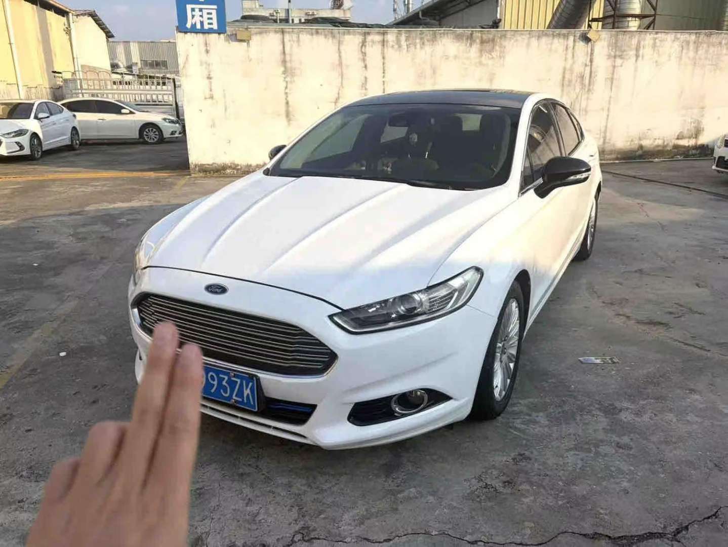Ford Mondeo 2.0T GTDi200 Trend