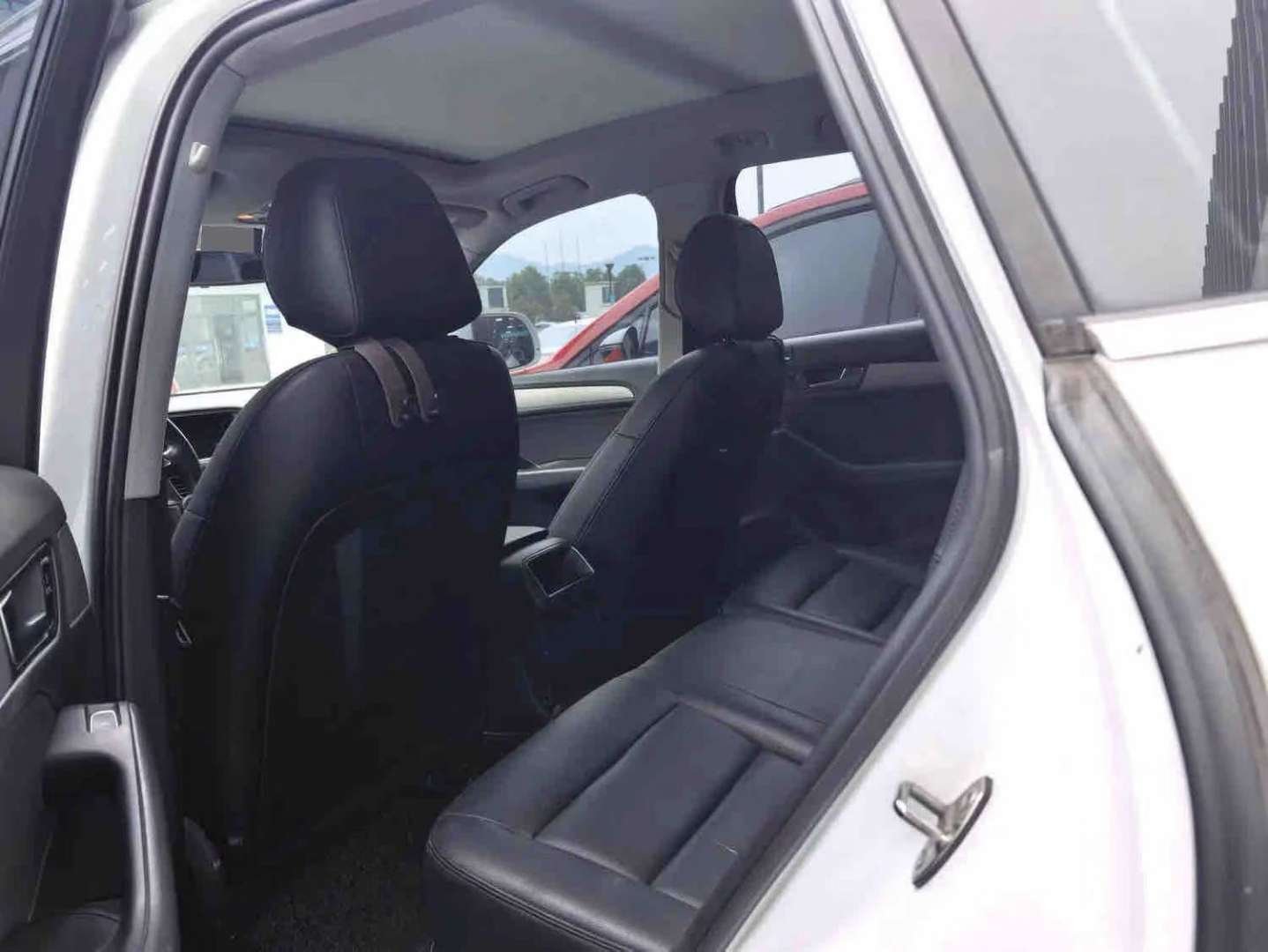 Audi Q5 40 2.0T TFSI Advanced 4
