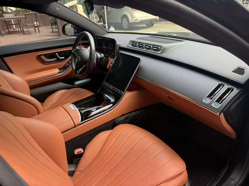 Mercedes-Benz S-Class S400L 5