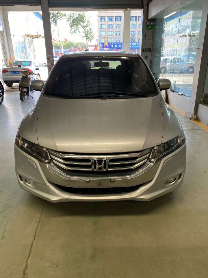 Honda Odyssey 2.4L High Trim