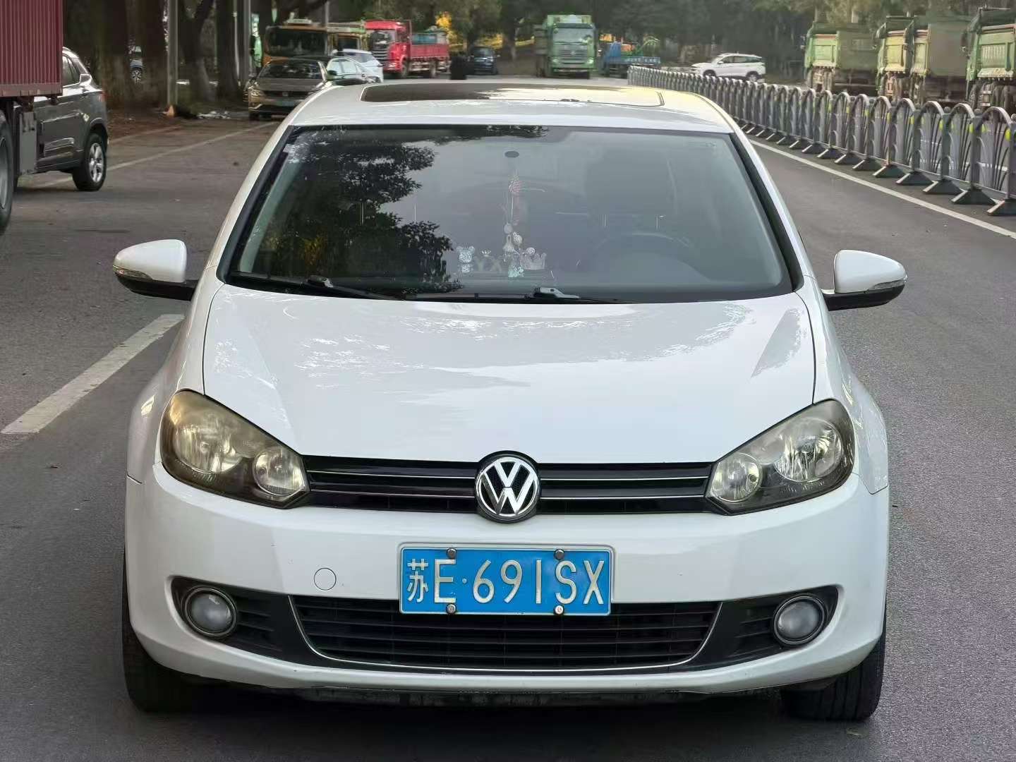 Volkswagen Golf 1.4T Automatic Sunroof