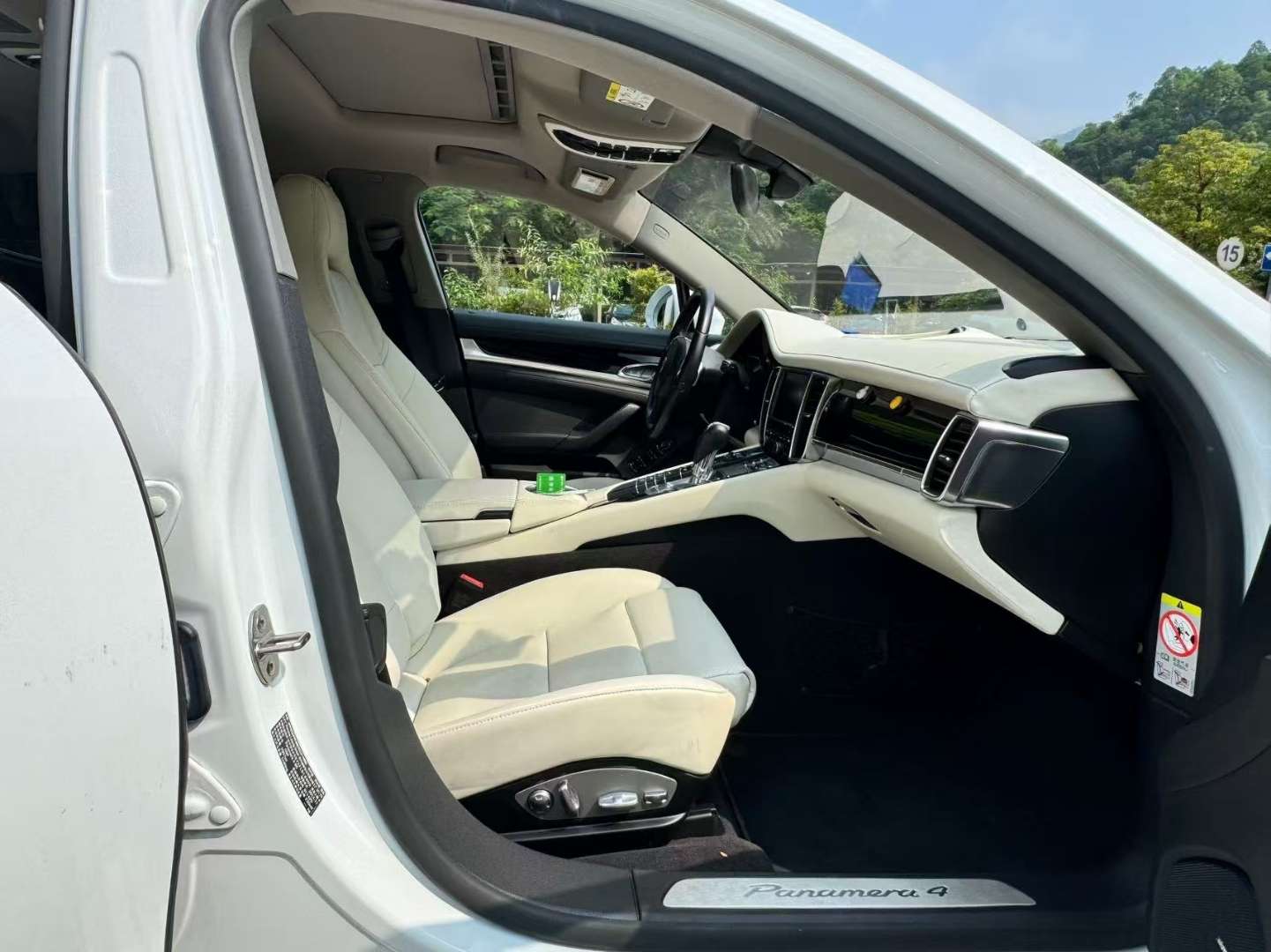 Porsche Panamera 7