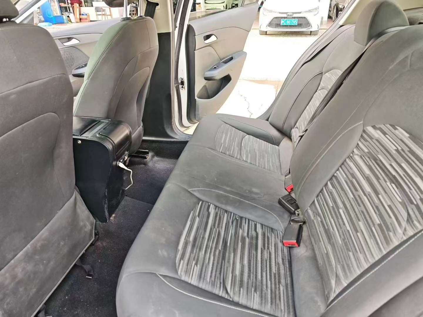 Chevrolet Cavalier 9