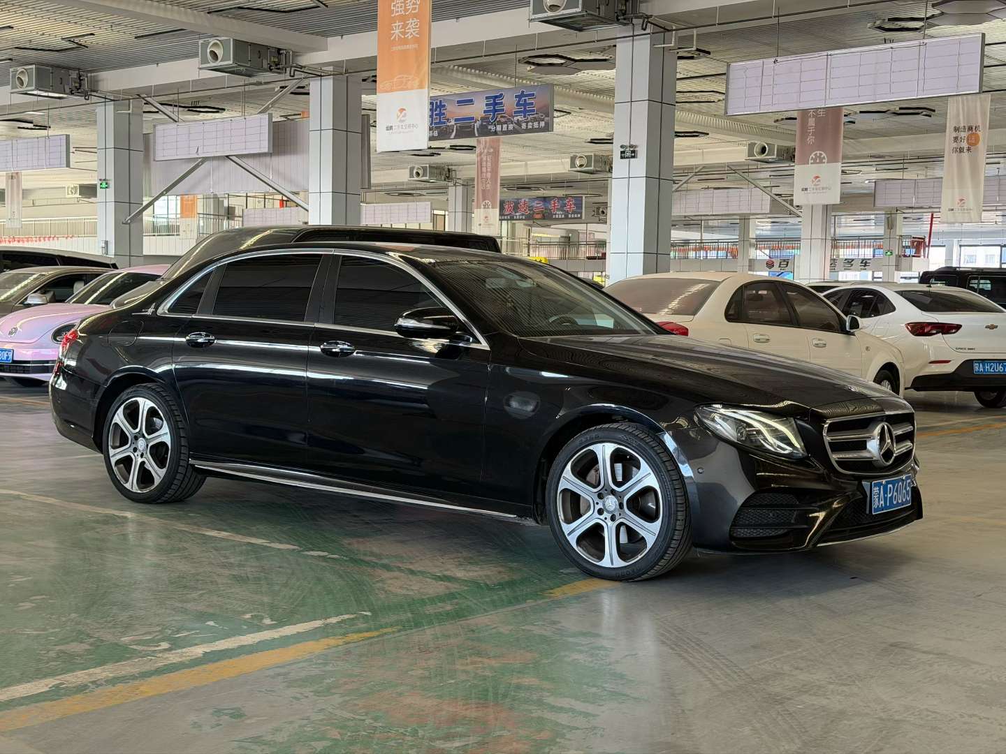 Mercedes-Benz E-Class E300L Luxury 2
