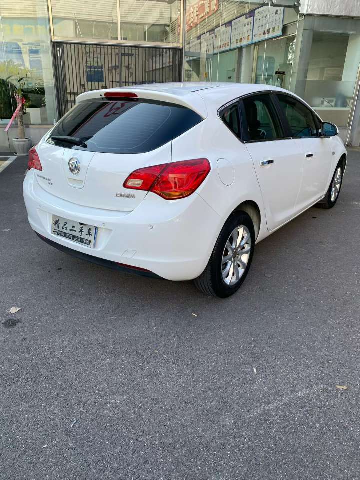 Buick Excelle 1.6L Automatic High Trim 6