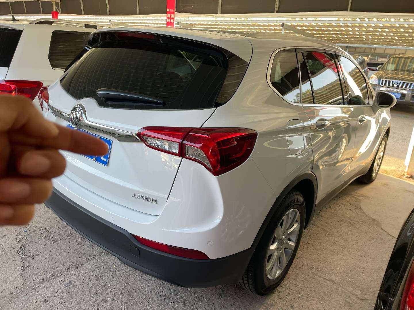 Buick Envision 20T Elite 6