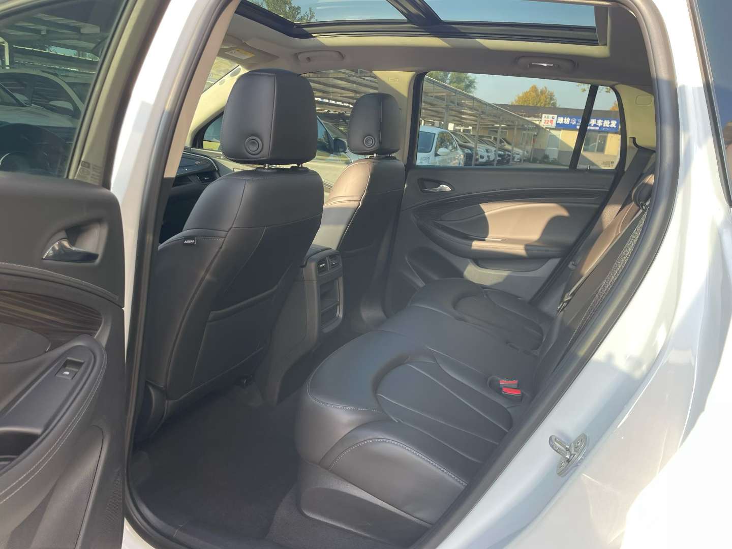 Buick Envision 20T Elite 3