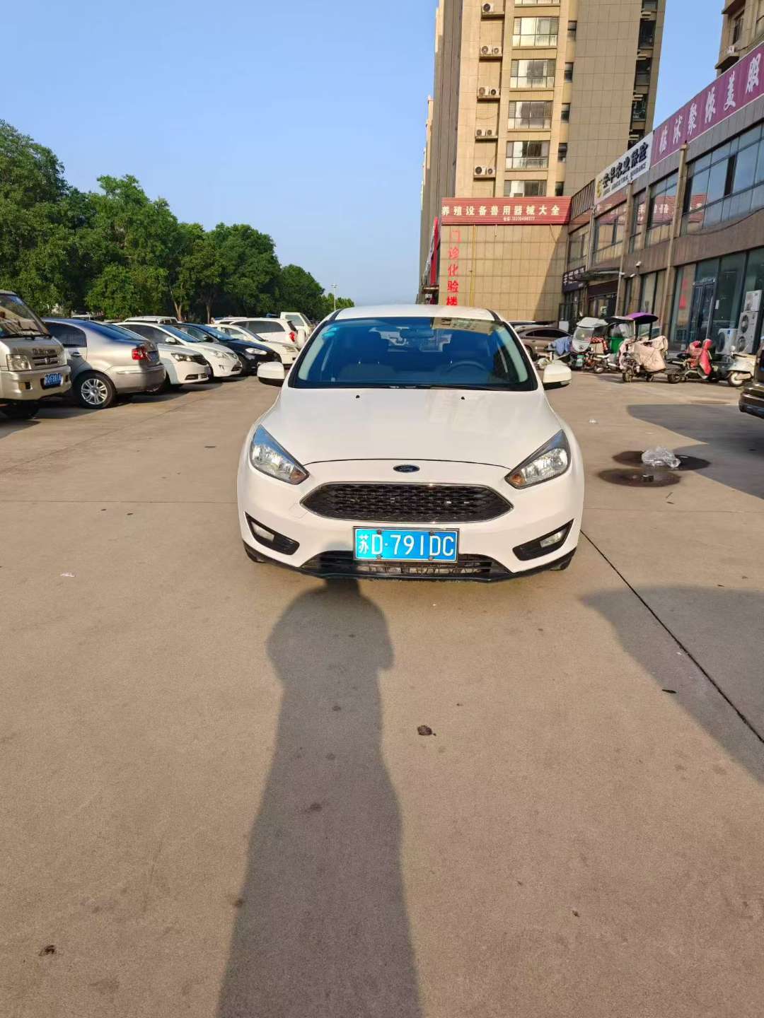 Ford Focus 1.6L Automatic 2