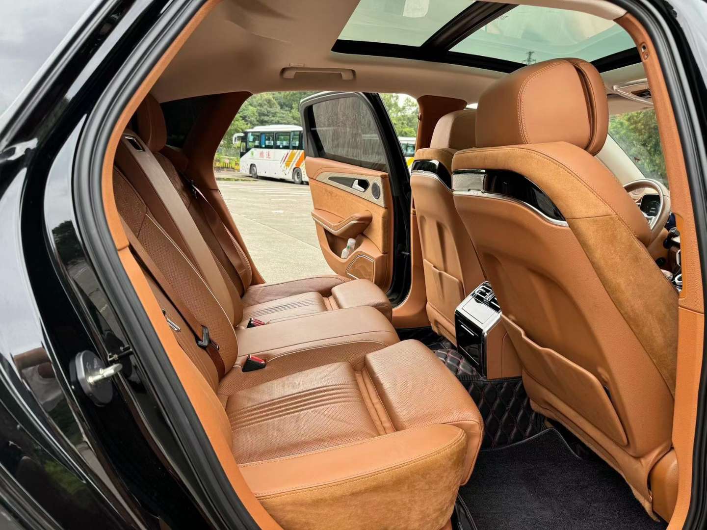 Hongqi H9 3.0T Smart Link Flagship Edition 8