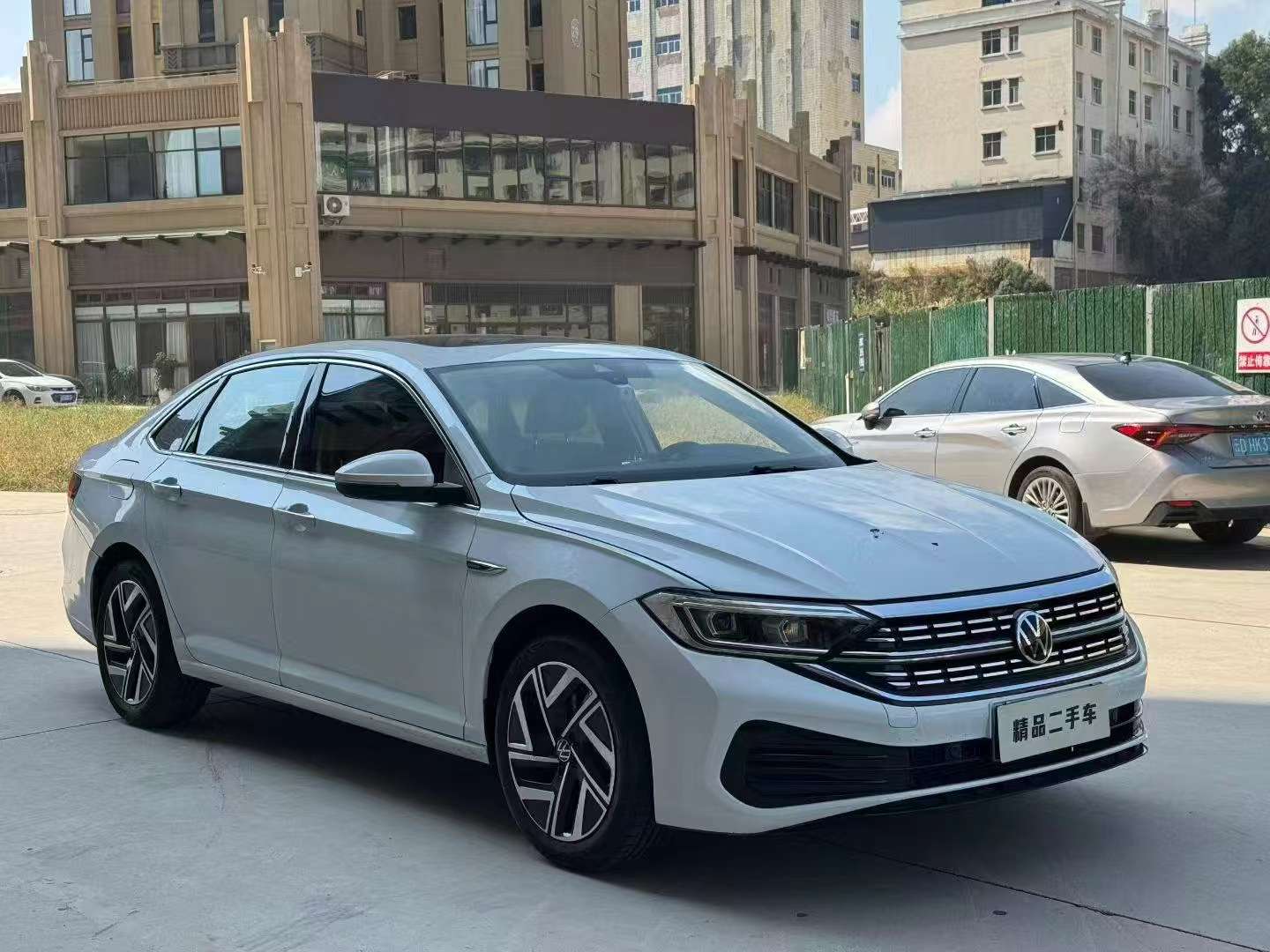 Volkswagen Sagitar 1.5T Superior