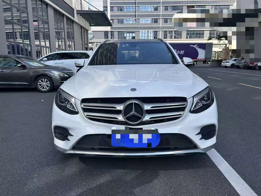 Mercedes-Benz GLC 2.0T Dynamic Edition 2