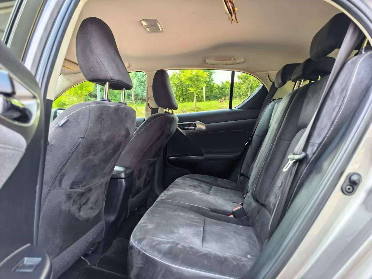 Lexus CT200 9