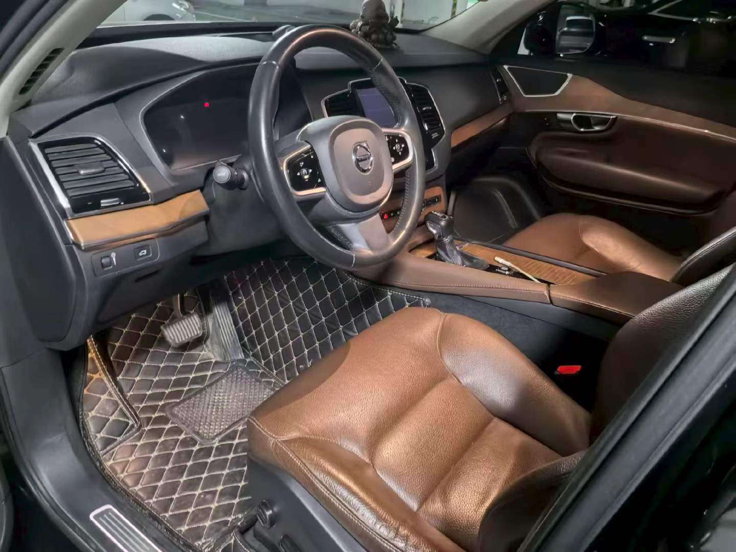 Volvo XC90 2.0L Automatic Sunroof 5