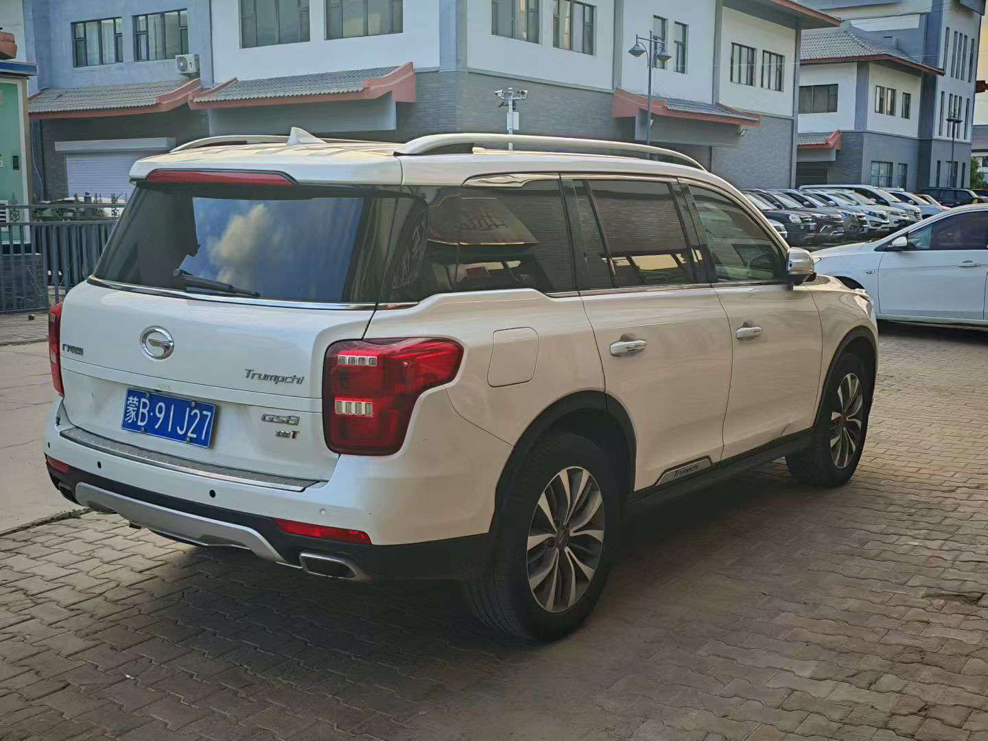 GAC Trumpchi GS8 2017 2.0T 2WD 7-Seater Luxury 7