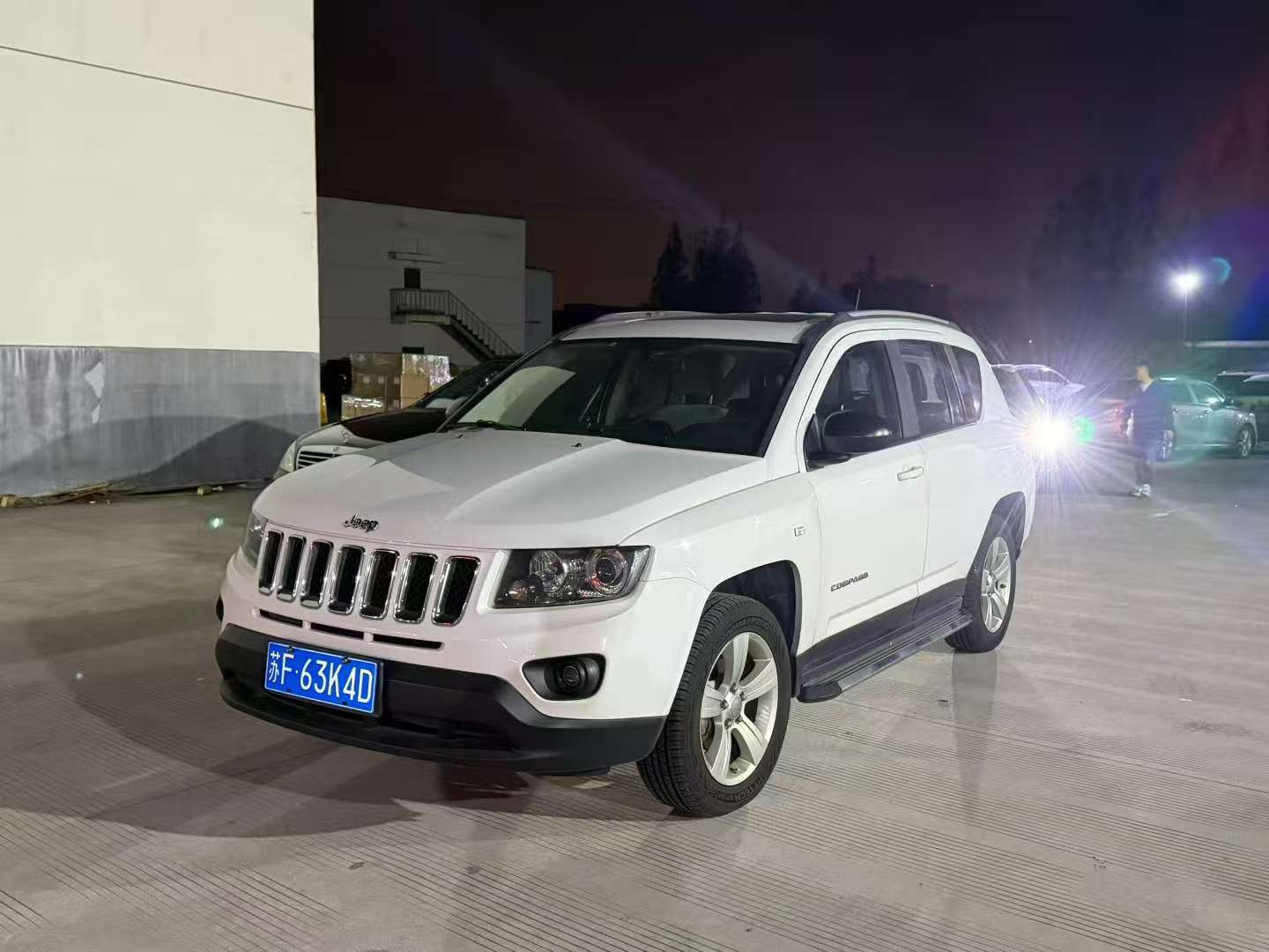 Jeep Compass 2.0L Automatic Sunroof 3