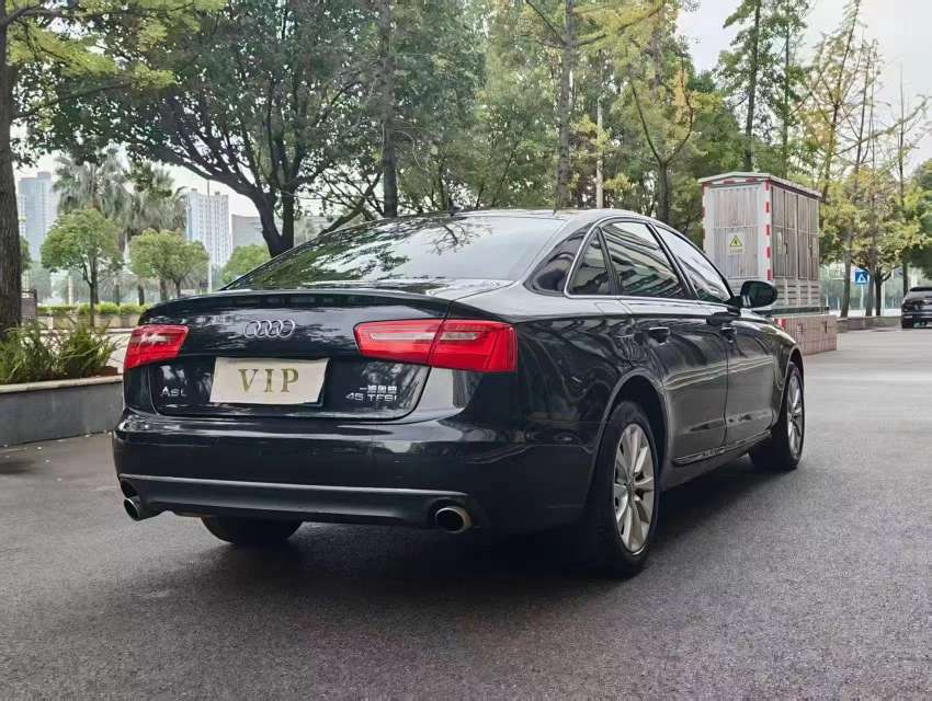 Audi A6L 2.0T Comfort Edition 7