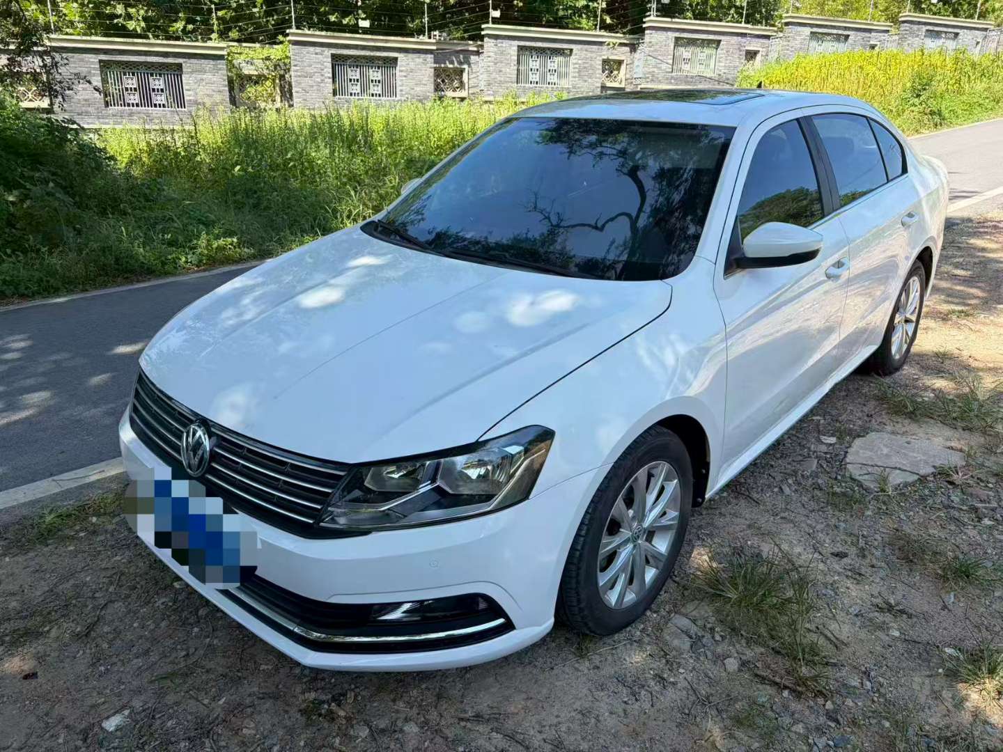 Volkswagen Lavida 2017 1.6L Automatic Comfort Edition 2