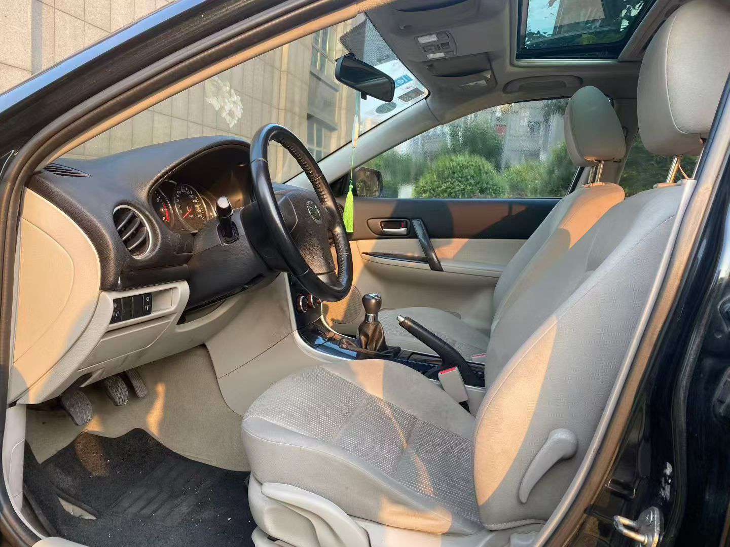 Mazda 6 2.0 6-Speed Manual 6