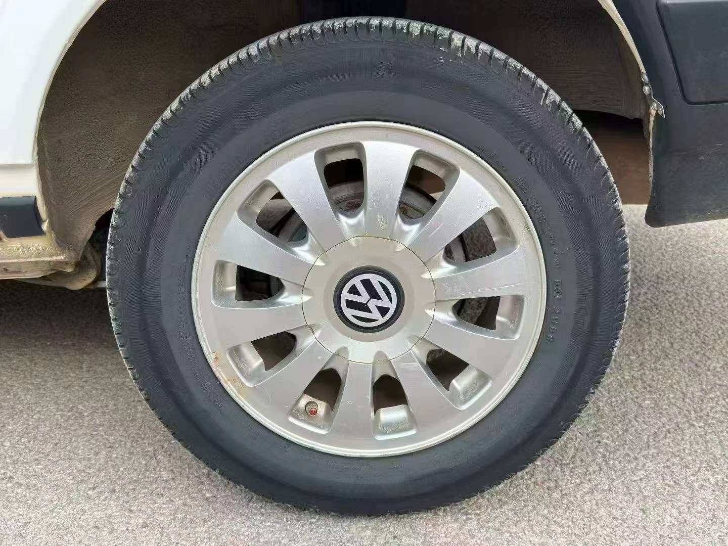 Volkswagen Santana 1.8L ABS 5