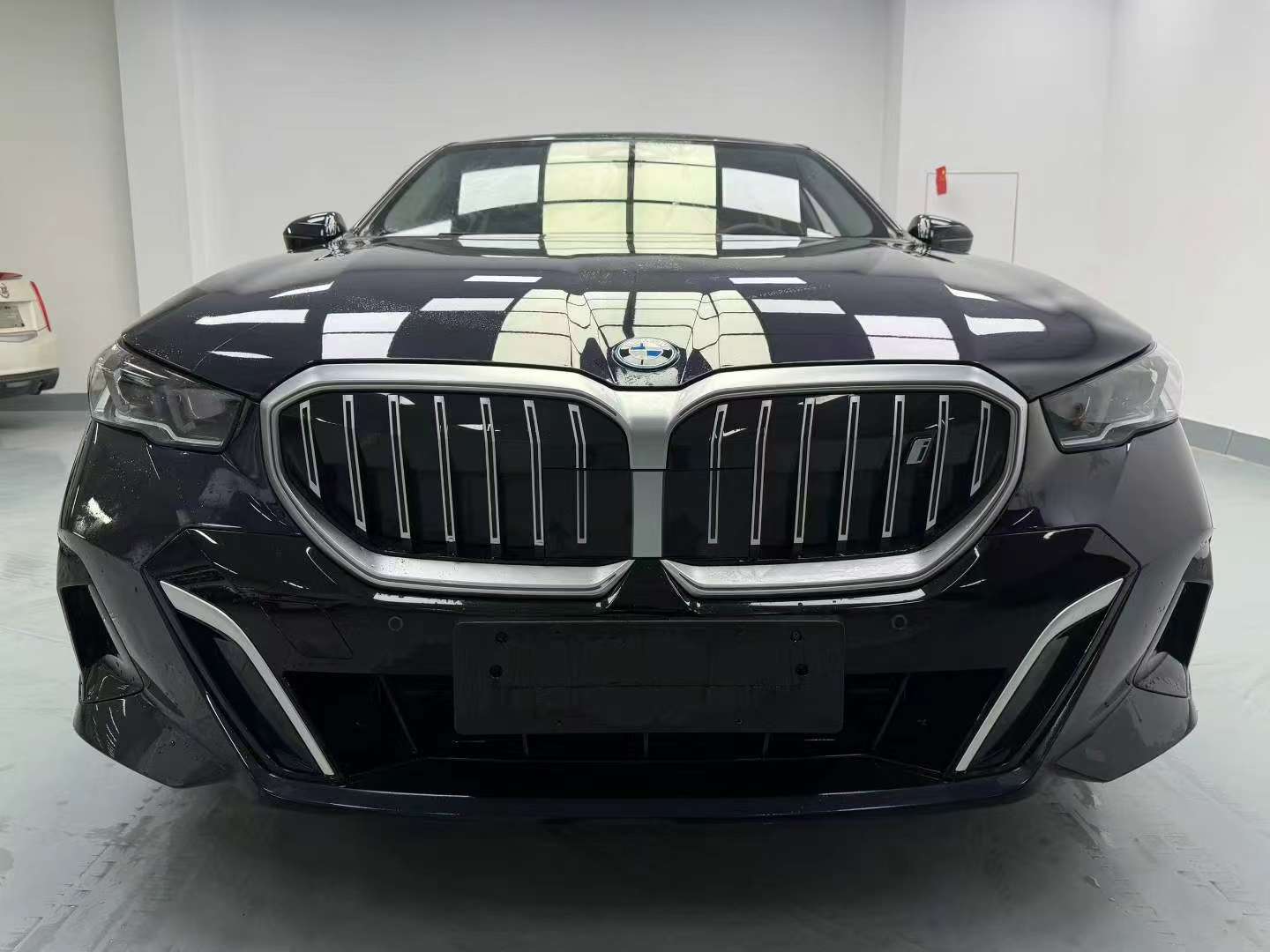 BMW i5 2025 Electric 2