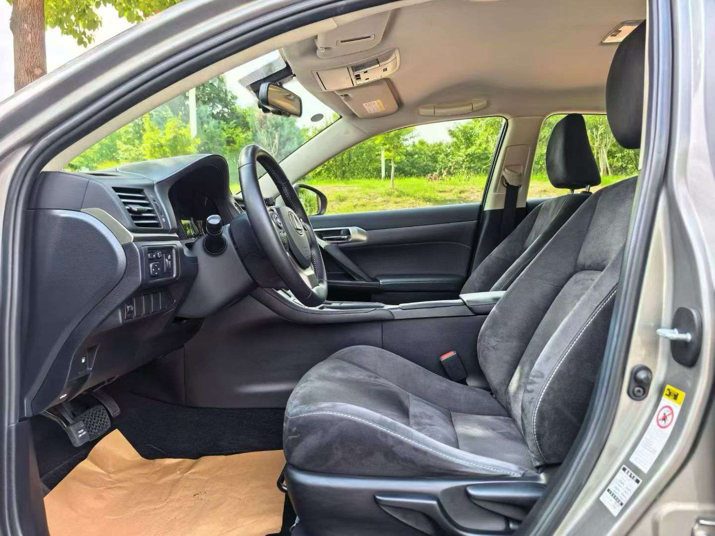Lexus CT200 5
