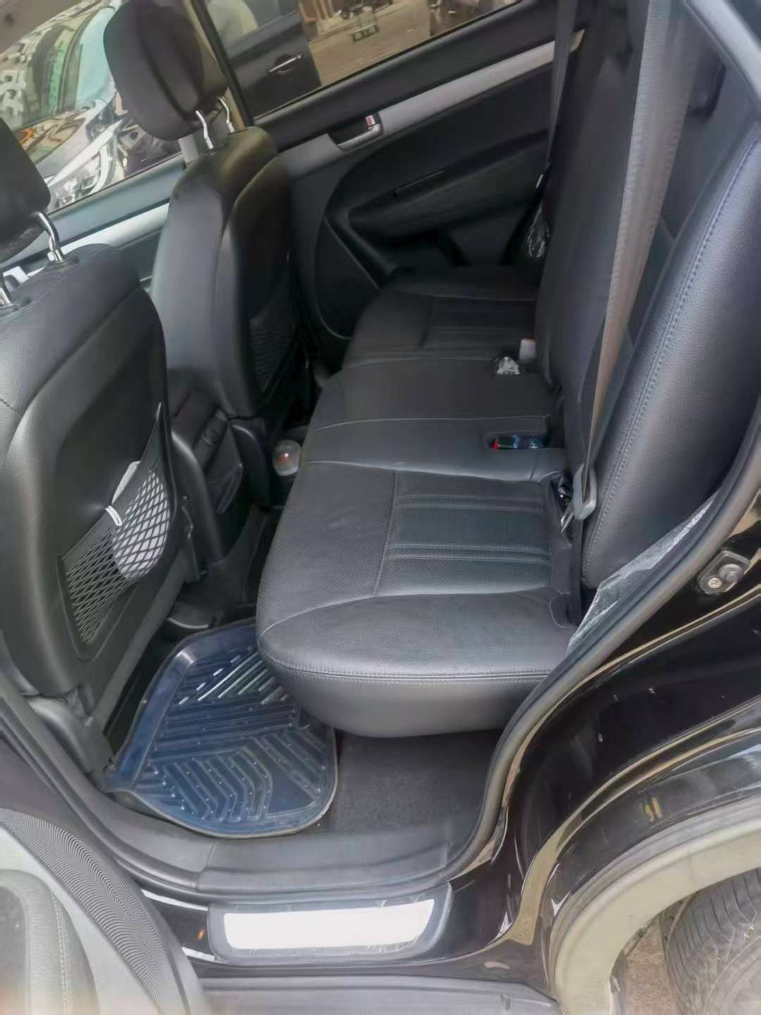 Hyundai Santa Fe 2013 Automatic Luxury 7-Seater 5