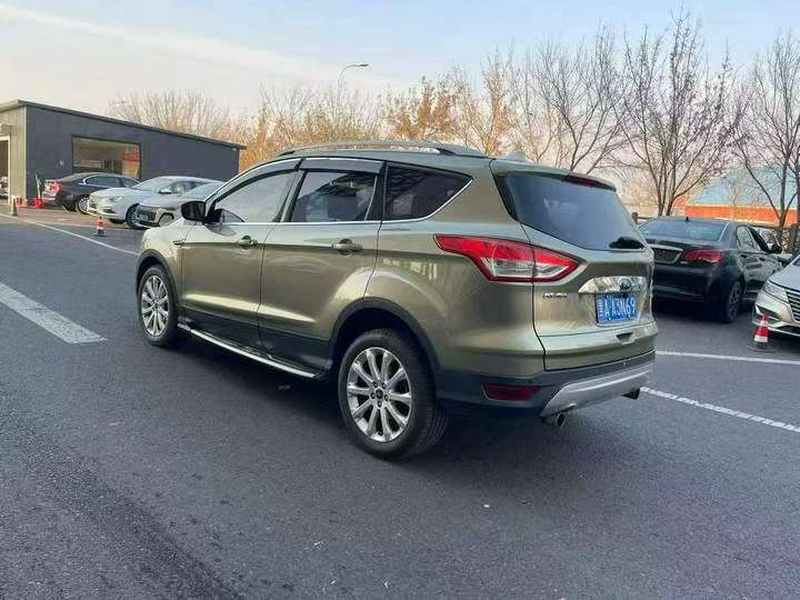 Ford Kuga 2013 1.6T Automatic 2WD 5