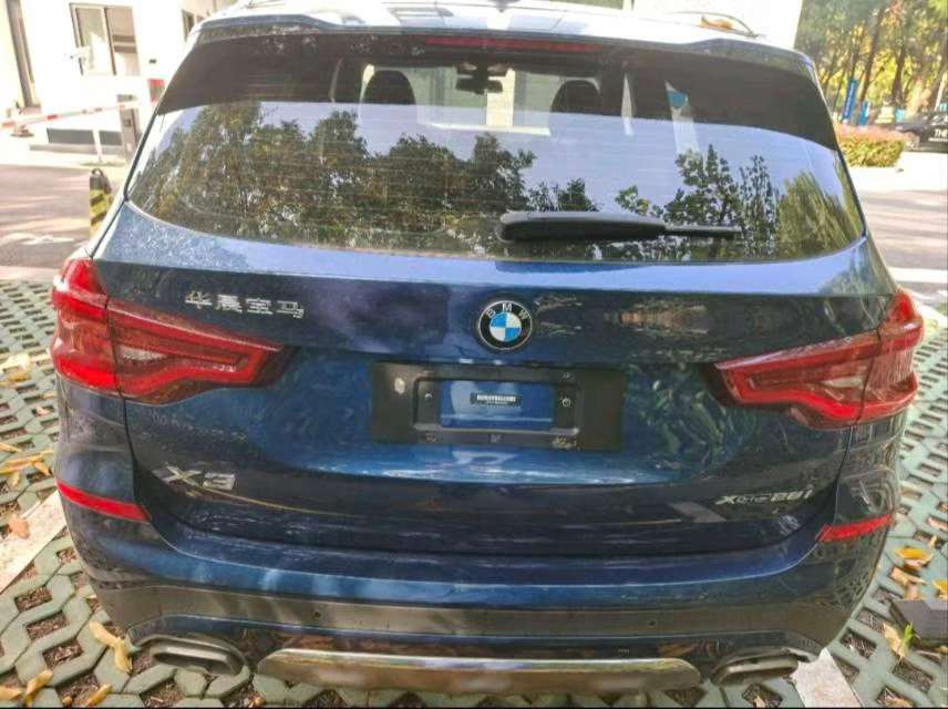 BMW X3 X3 28 Luxury 2.0T AWD 3