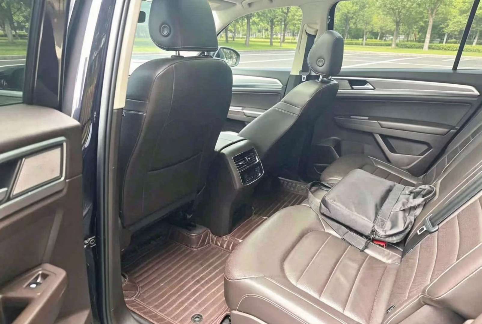 Volkswagen Teramont 330TSI FWD Luxury Edition 5